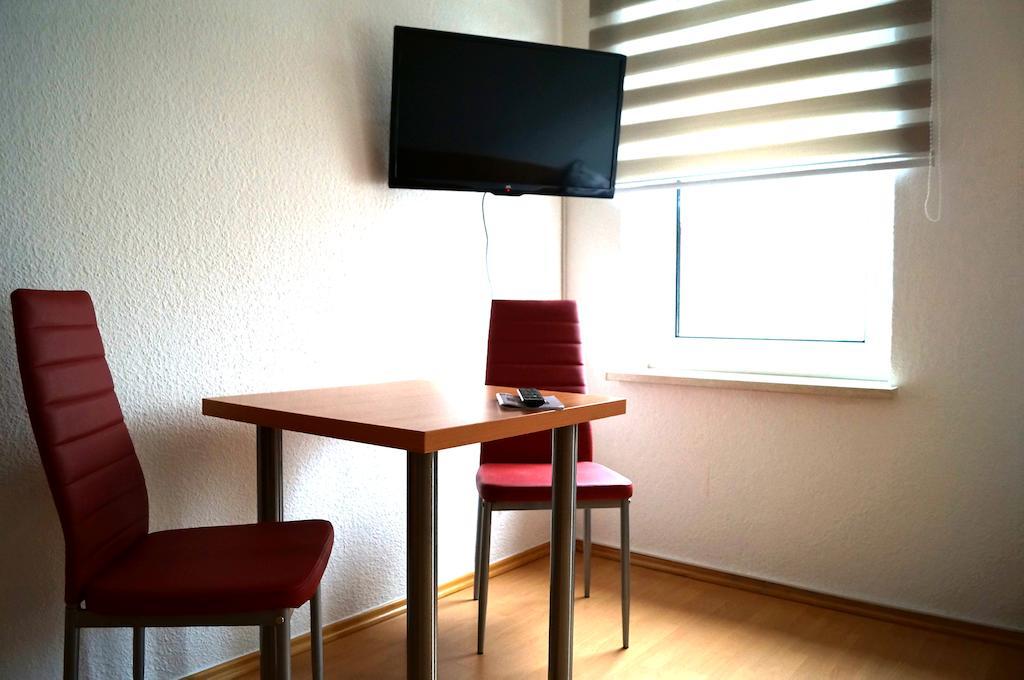 Ferienwohnung Holzhausen ライプツィヒ 部屋 写真